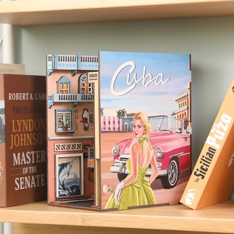 Havana Stroll | DIY Book Nook Shelf Insert Kit - The Emporium