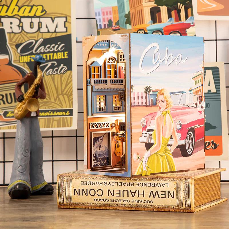 Havana Stroll | DIY Book Nook Shelf Insert Kit - The Emporium