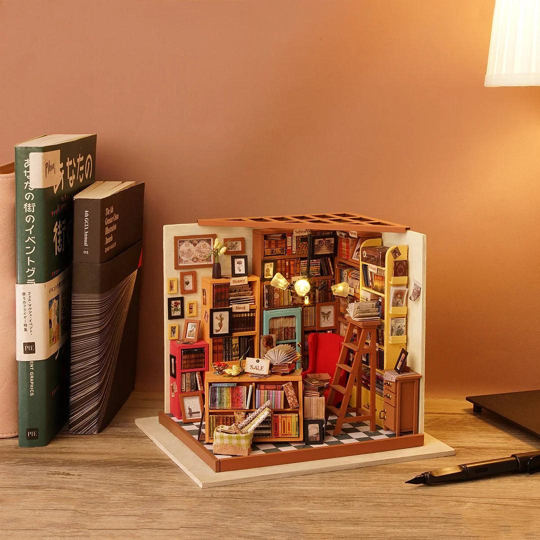 Rolife Sam's Study Library DIY Miniature House Kit DG102 - The Emporium